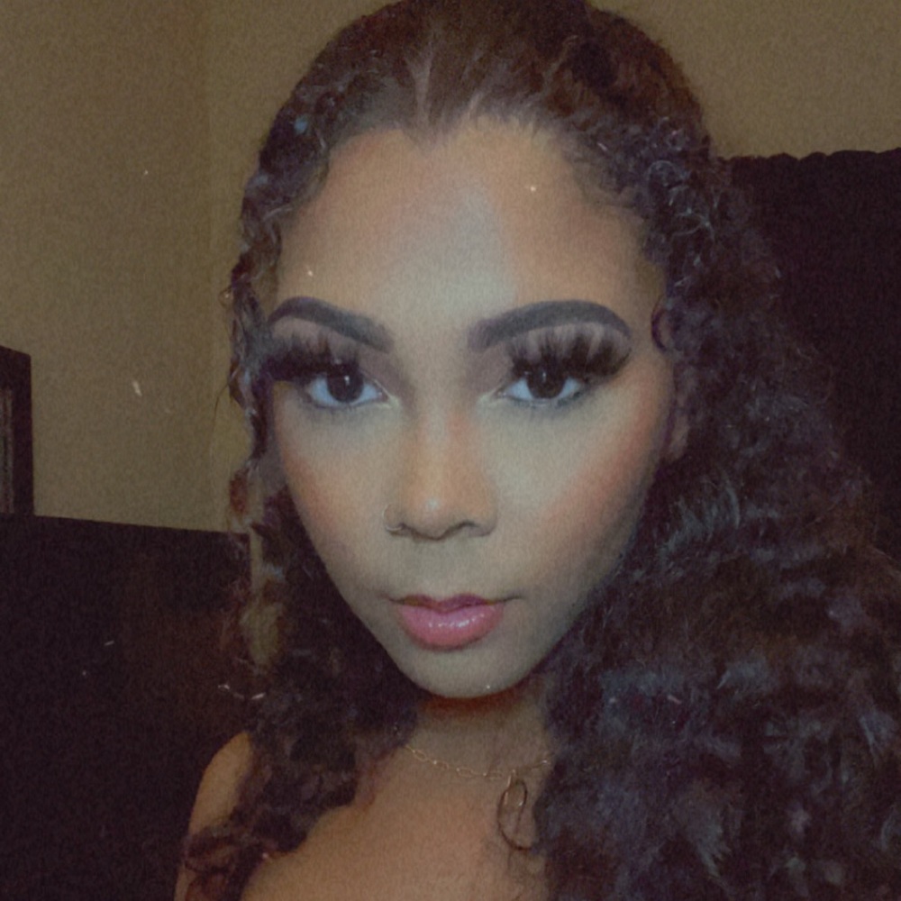 Meet your Posher, Tasia